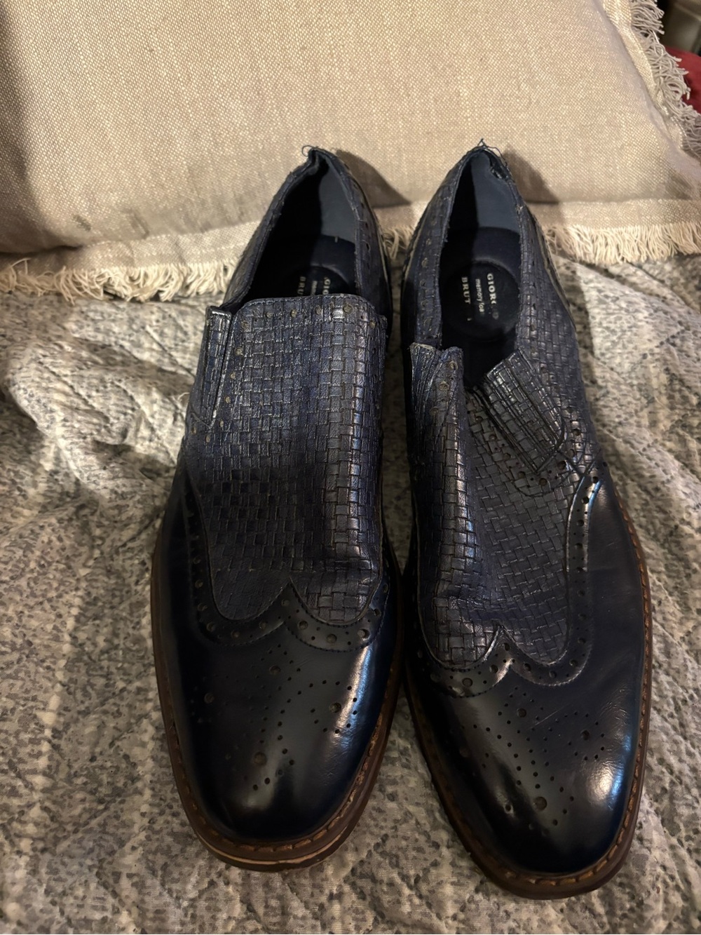 Giorgio Brutini black dress shoes